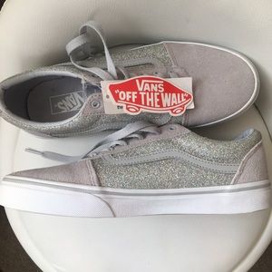 VANS suede & glitter, gray, size 8 sneakers